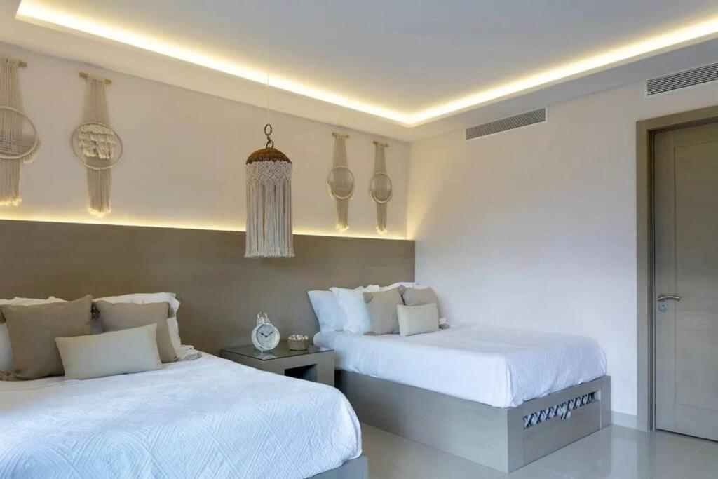 Сasa de vacaciones Seaside Sanctuary With Private & Pool *