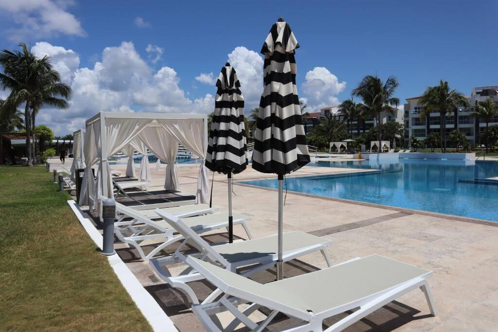 Seaside Sanctuary With Private & Pool * Playa del Carmen